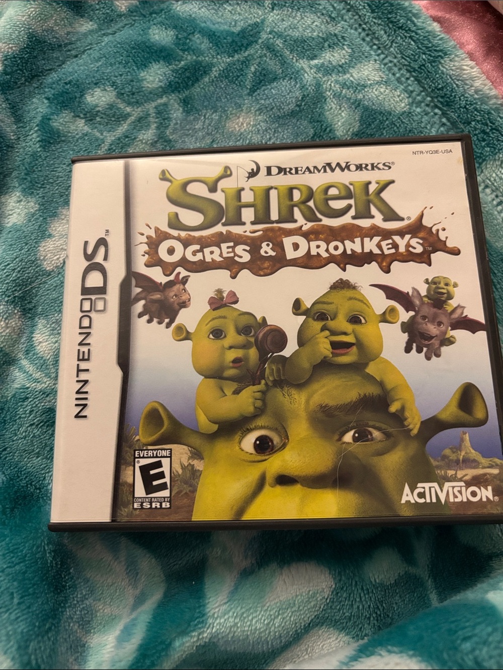Nintendo Shrek: Ogres & Dronkeys (Green, White)